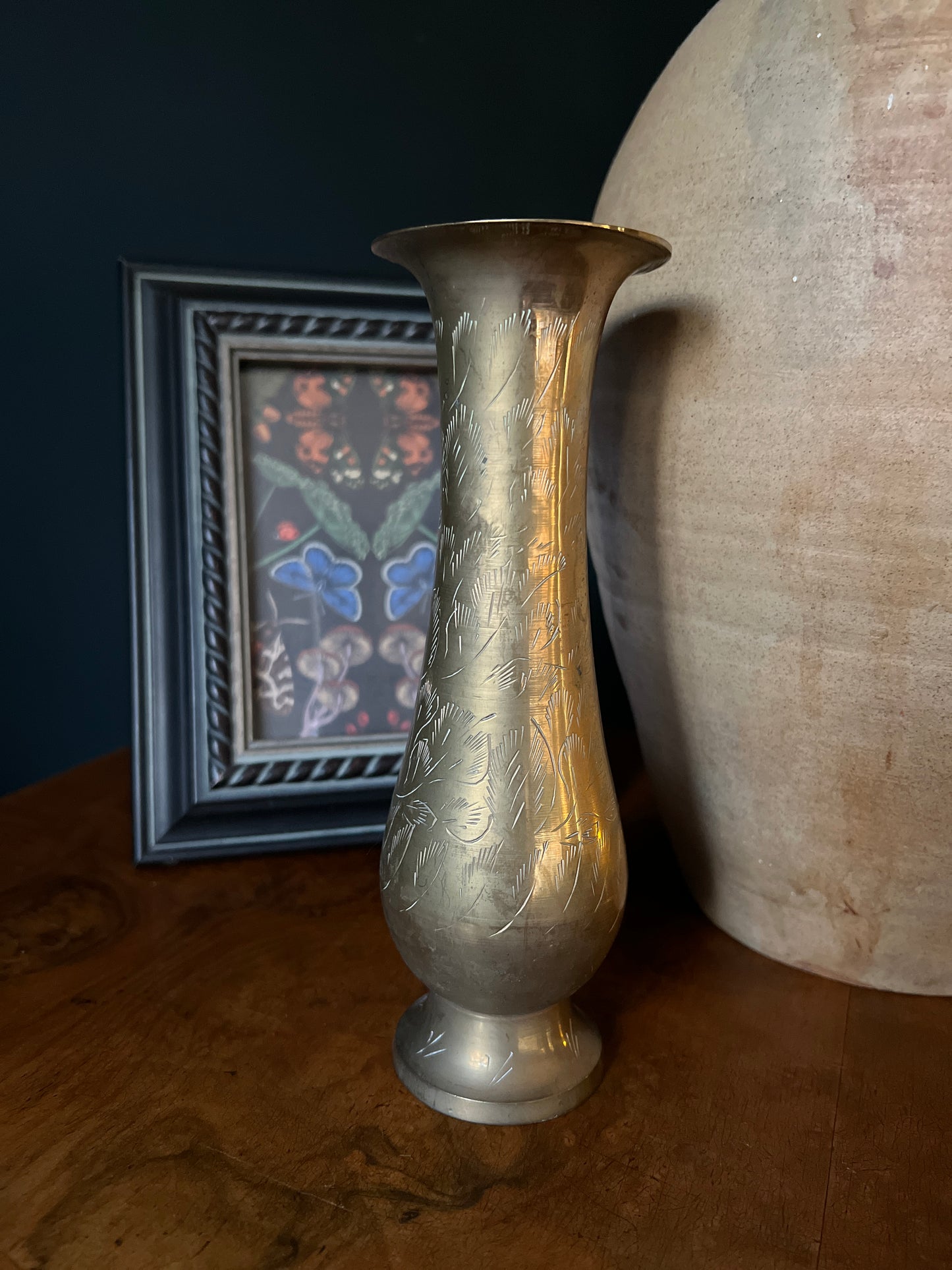 Single medium brass vase