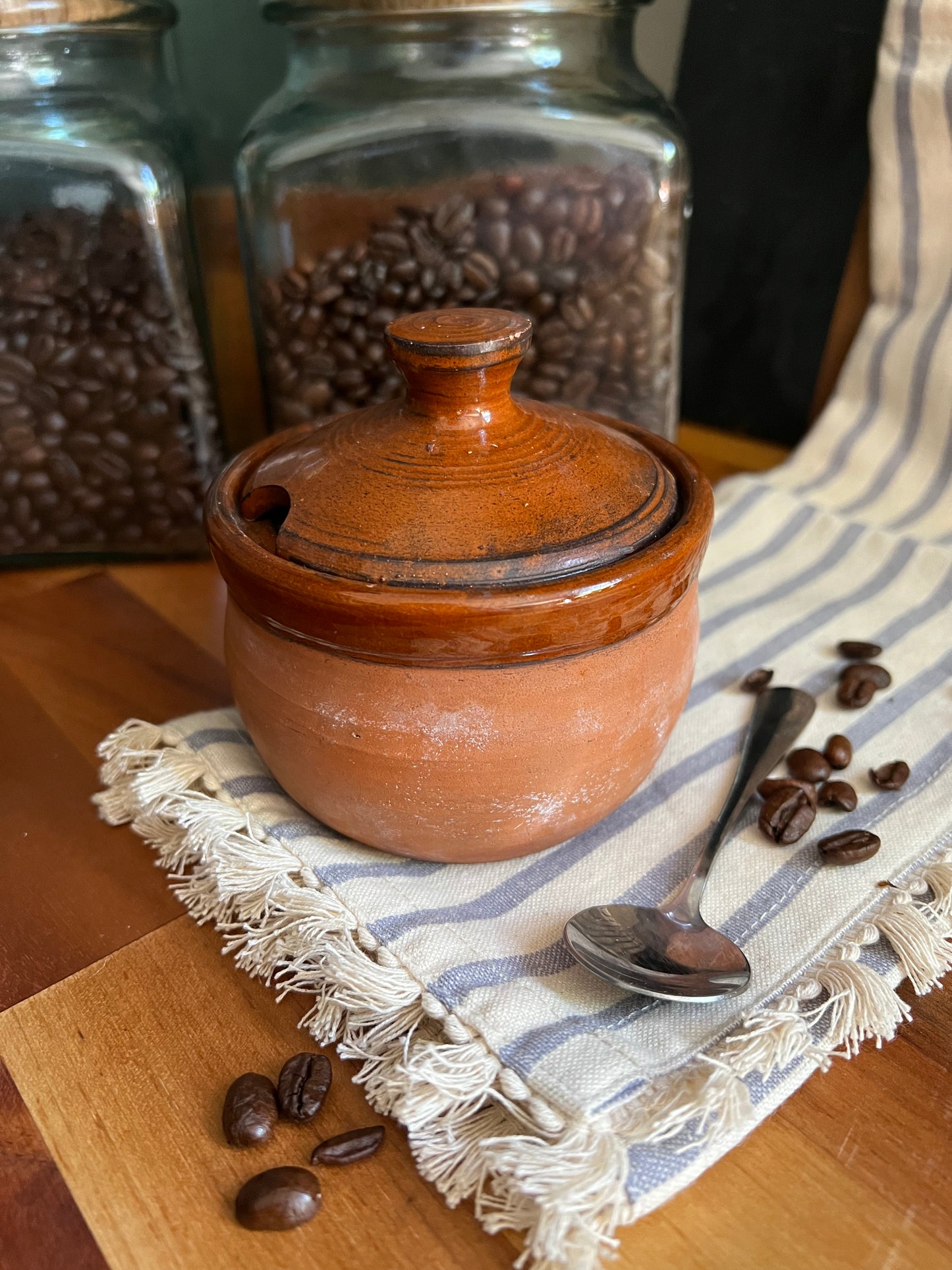 Vintage sugar pot with lid