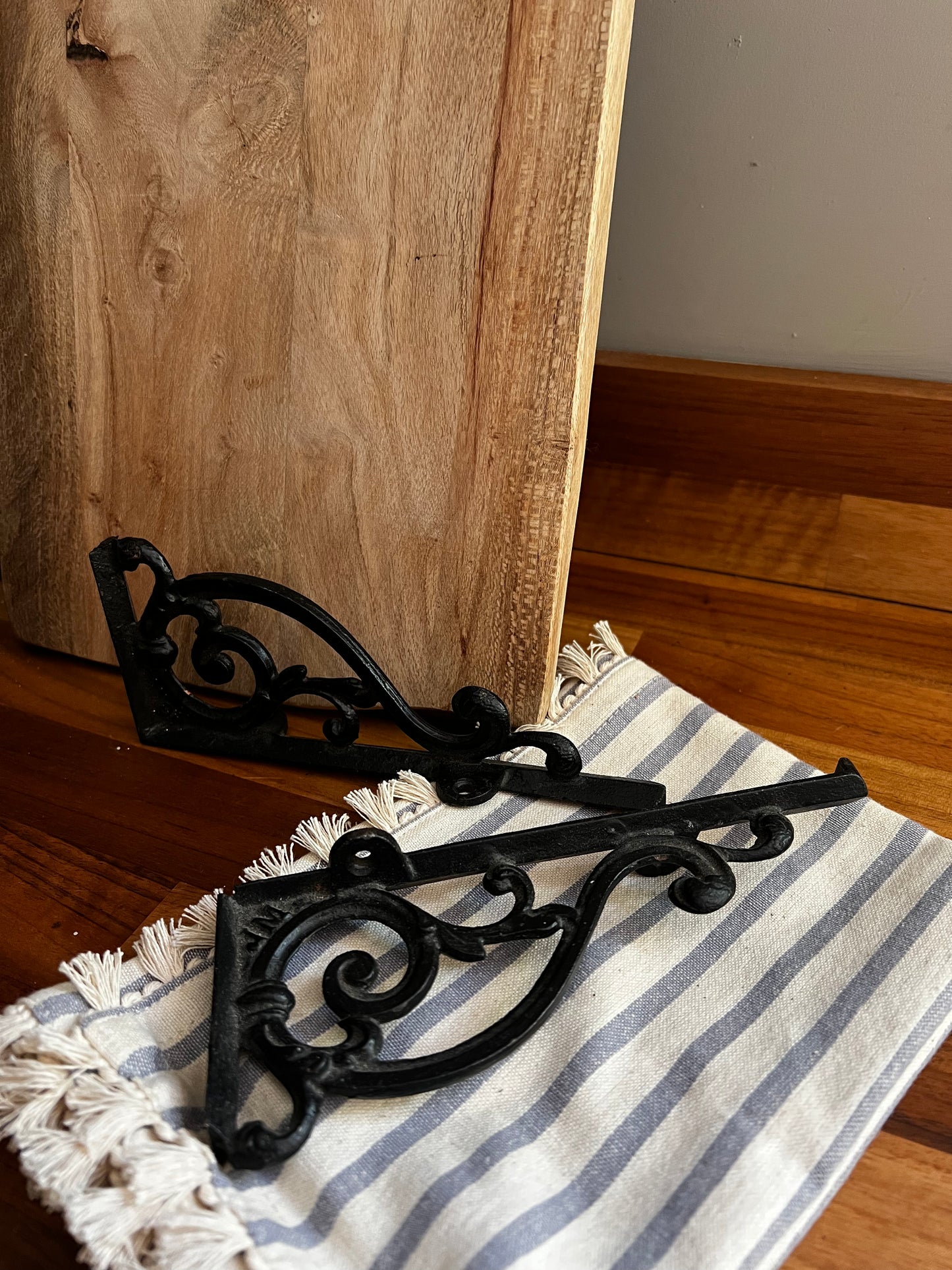 Cast iron shelf brackets