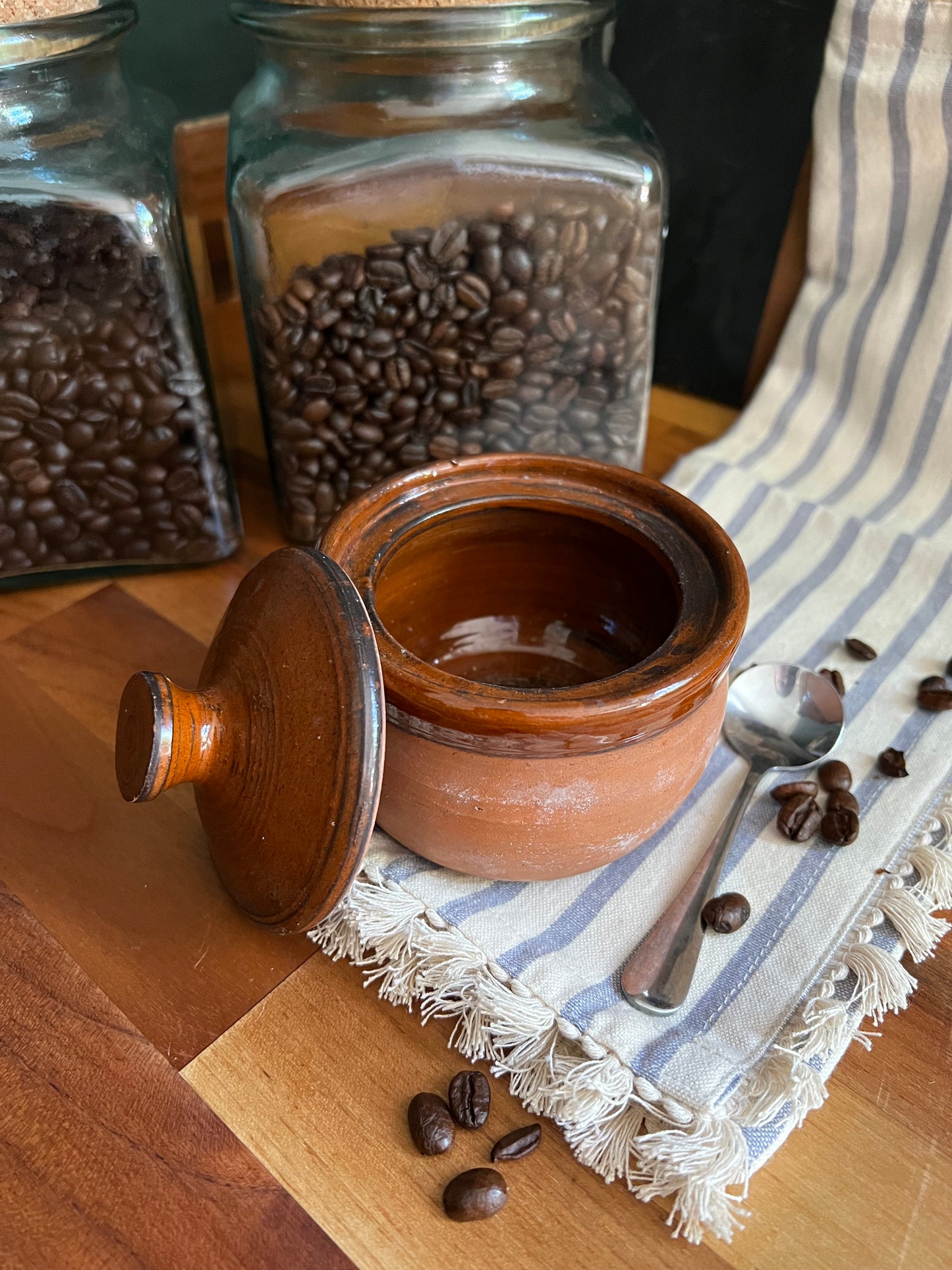 Vintage sugar pot with lid